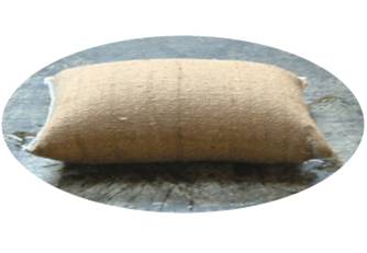 Bao cát hút nước- sản phẩm công nghệ ứng phó khẩn cấp thiên tai lũ lụt